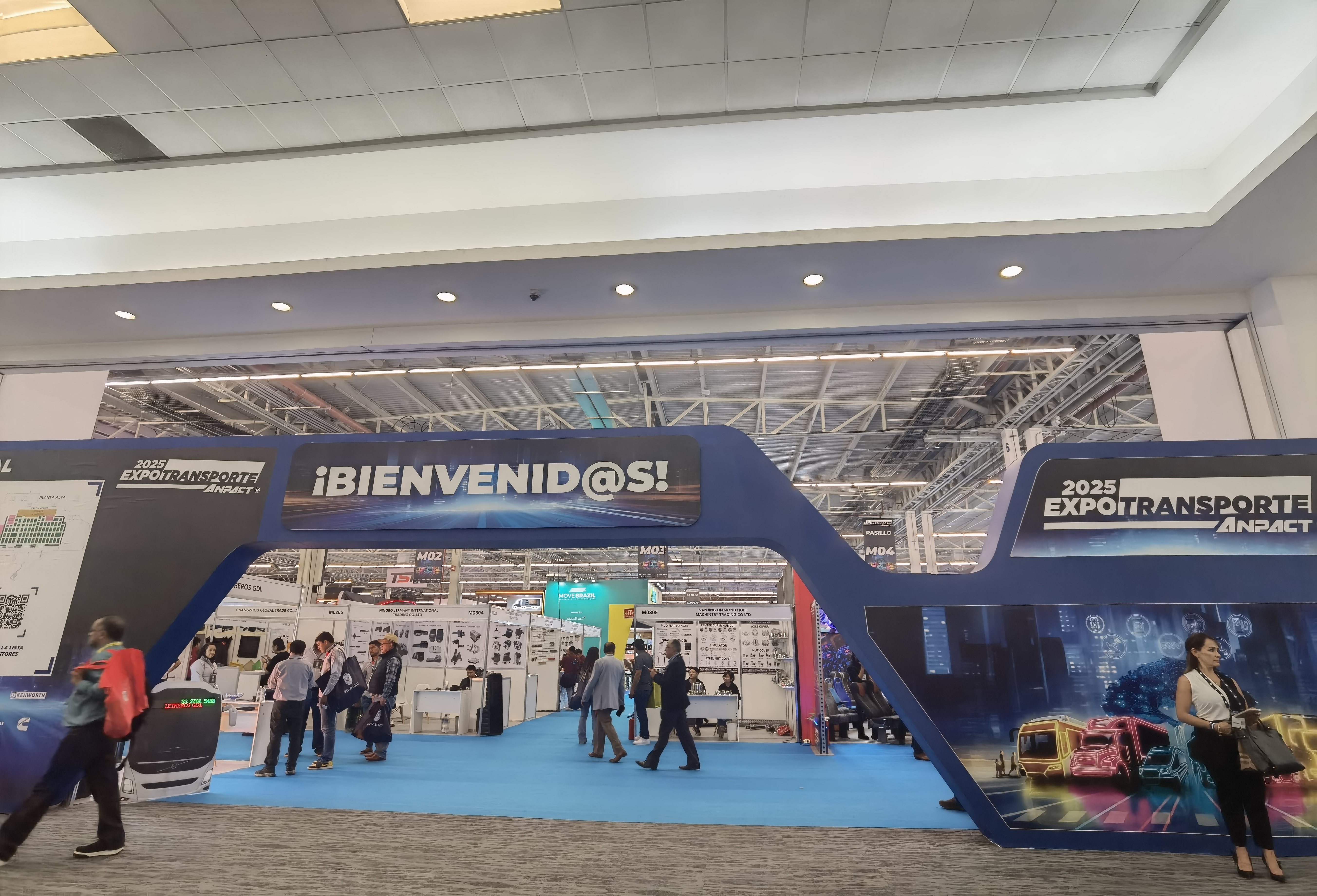 カーライト工場、会社、メーカー、中国製、テールライト、作業灯、サイドライト、トラックライト