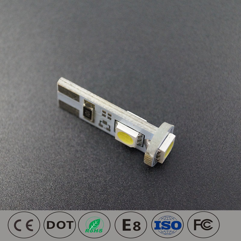 USBウェッジLEDT10車内電球