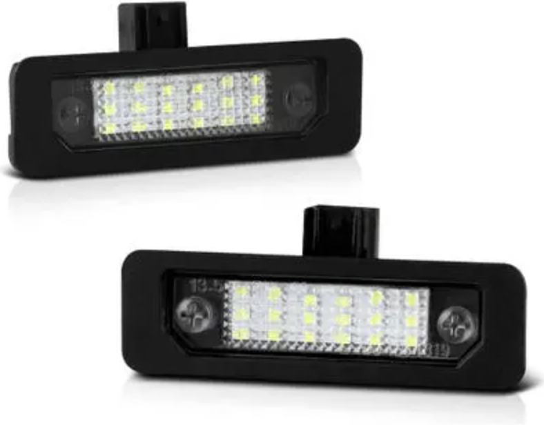 ナンバープレートライト