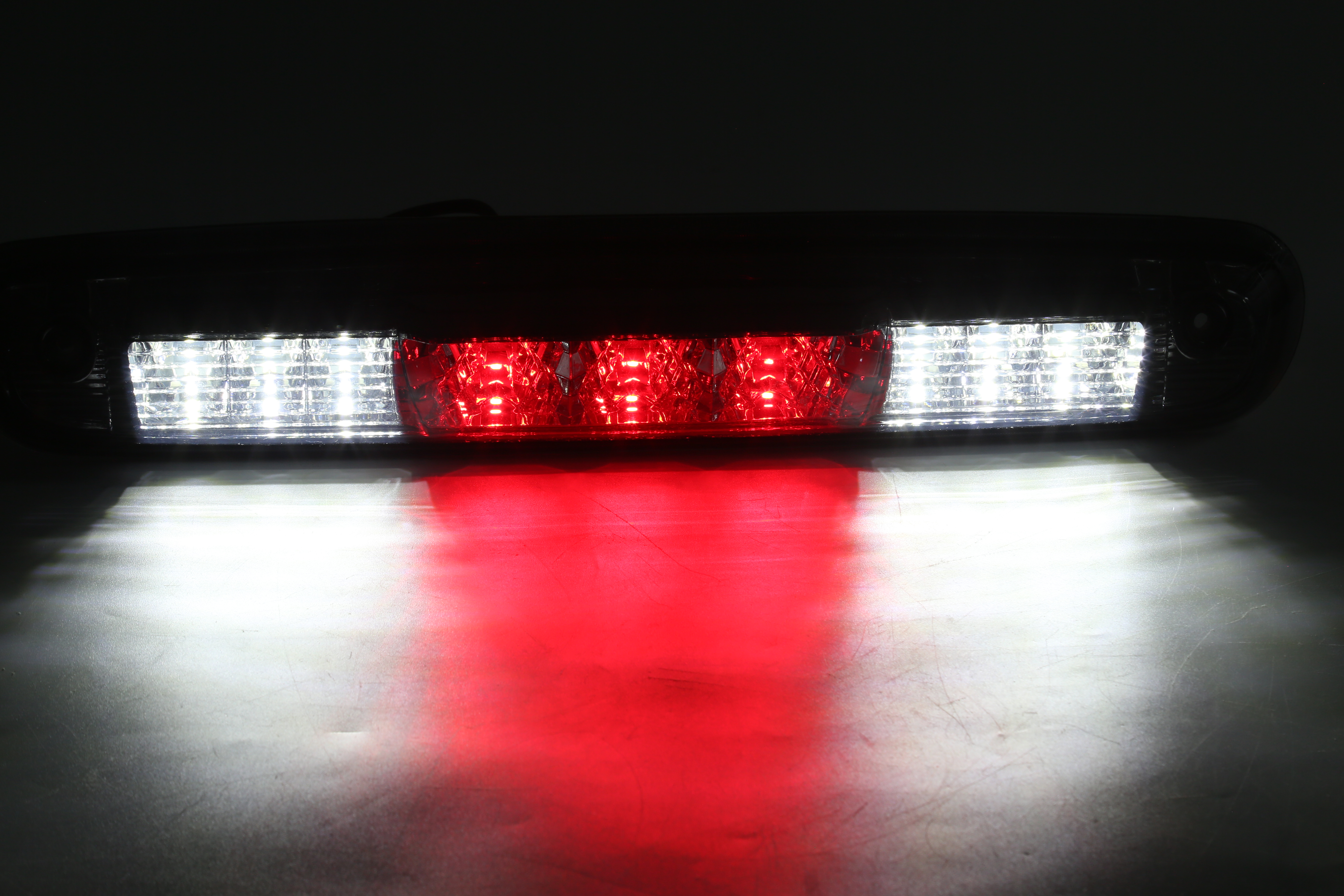 LEDカートラックの電球、ウォータープルーフLEDワークライト、48W LEDワークライト、正方形のウォータープルーフLEDワークライト、ホットセールのウォータープルーフLEDワークライトハイブレーキライト